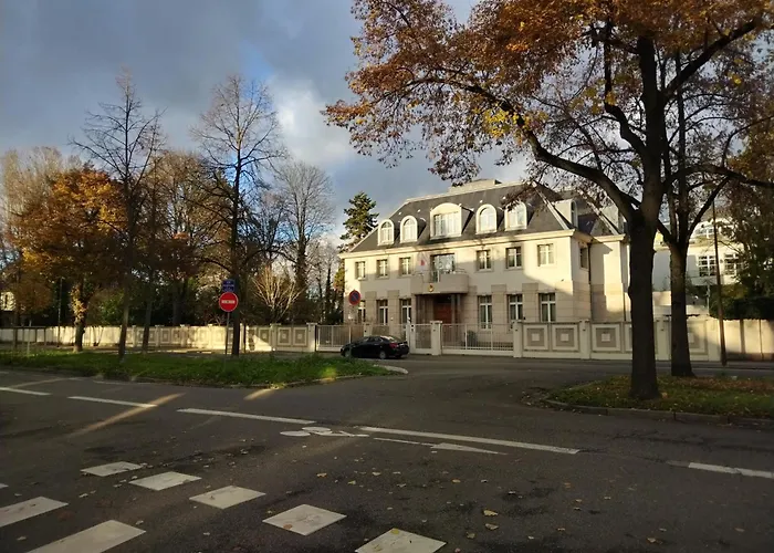 Appartement Beau 2 Pièces Au Calme