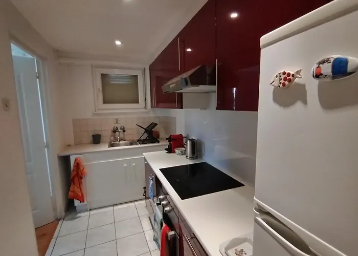 Beau 2 Pièces Au Calme Appartement *