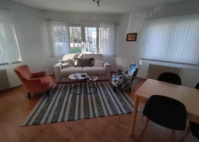 Beau 2 Pièces Au Calme *